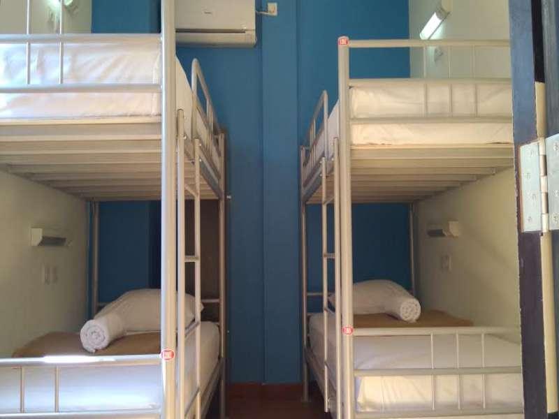 Cx Hostel Kuta Raya Exteriör bild